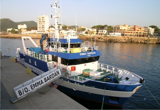 Fotografía del Buque Oceanográfico Emma Bardán