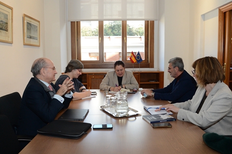 Begoña Garcia se reúne con la Organización Interprofesional Láctea (INLAC) 