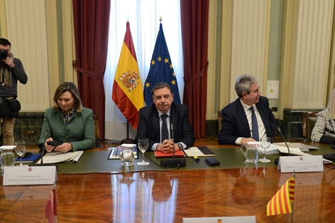 Hoy, en una reunión con los consejeros de Pesca de las cinco autonomías mediterráneas foto 5