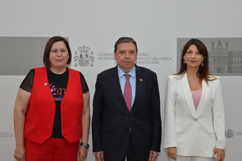 Hoy, en la inauguración de una jornada sobre impulso al relevo generacional en el campo foto 6