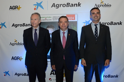 Luis Planas participa en la presentación del Anuario de Agricultura y Alimentación 2024 del Grupo Joly foto 2