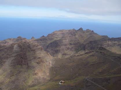 Barrancos, acantilados y riscos conforman el agreste paisaje de la isla de La Gomera