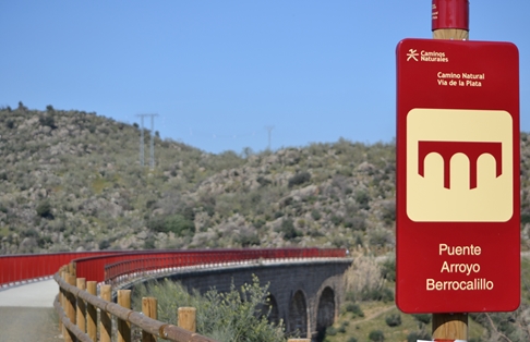 Bridge over the Berrocalillo stream