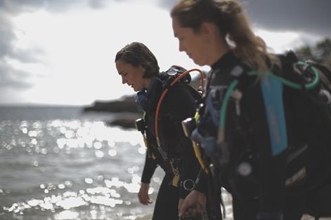 Mujeres buzos de la localidad de L'Ametlla de Mar 