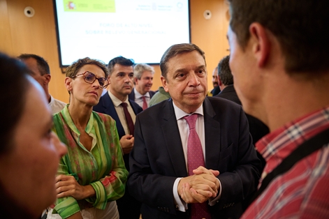 En el Foro de alto nivel sobre el relevo generacional en el sector agrario, que se ha celebrado hoy en Pamplona foto 5