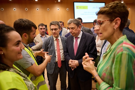 En el Foro de alto nivel sobre el relevo generacional en el sector agrario, que se ha celebrado hoy en Pamplona foto 6