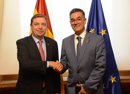 Hoy, en la sede del Ministerio   