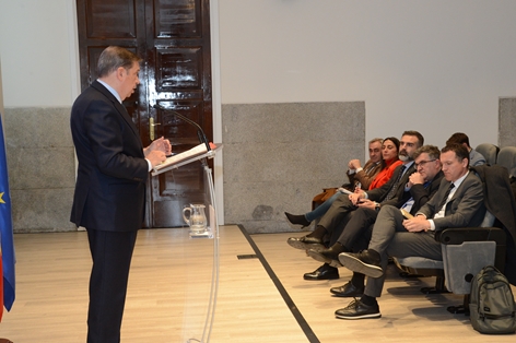 Hoy, en una reunión con los consejeros de Pesca de las cinco autonomías mediterráneas foto 3