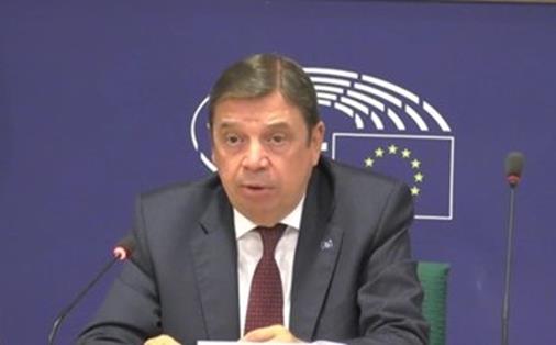 Hoy, durante su comparecencia ante la Comisión de Pesca del Parlamento Europeo 