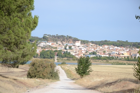 Vistas de Valverde de Júcar, al otro lado del embalse