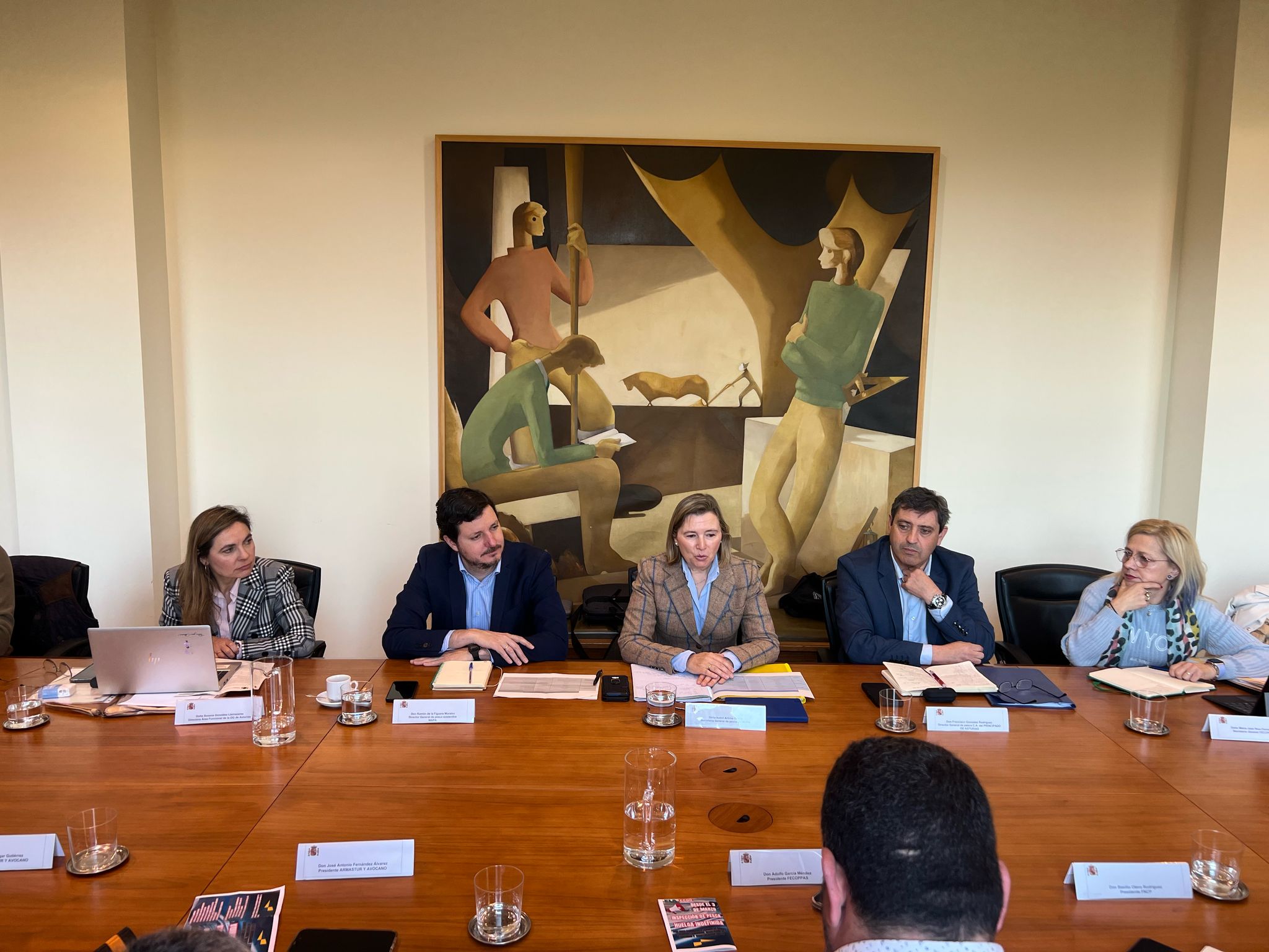 
				
			
				Hoy, en un encuentro con el sector pesquero del Principado de Asturias
			
				