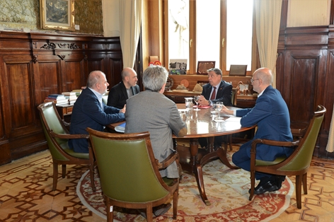 El ministro Luis Planas se reúne con el chef y alcalde de los cocineros rurales, Luis Alberto Lera foto 4