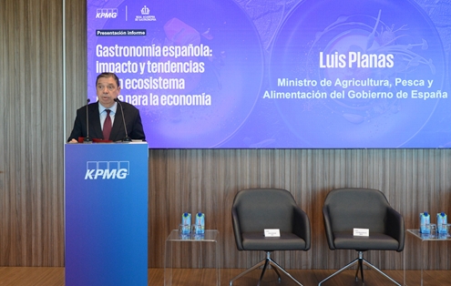 Hoy, en la presentación de un informe de KPMG sobre gastronomía española foto 2