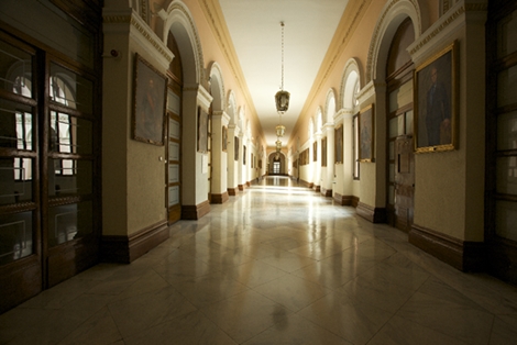 Galería de retratos de Ministros del Departamento desde mediados del siglo XX (Fotografía de Valentín Álvarez)